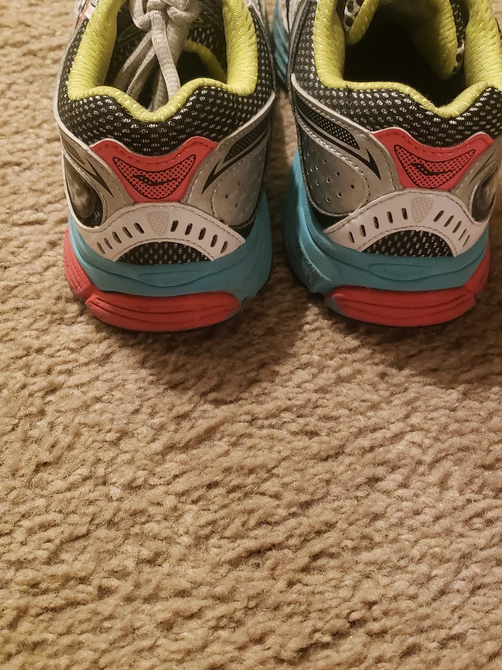 Saucony Women's White Teal Coral Lime Running Shoes